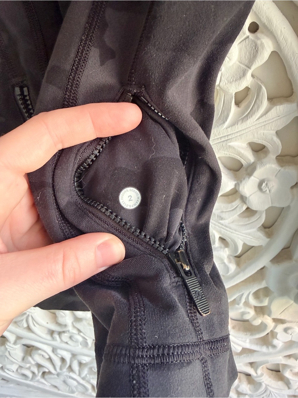 Lululemon Define Jacket Black Grey Camo Size 2 - Picture 6 of 8